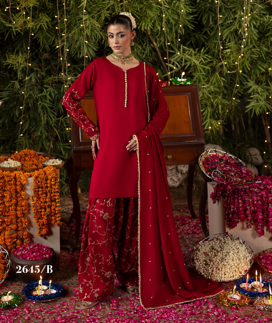 Chamkeli article 2645/B in Deep Red; catalog image 1.