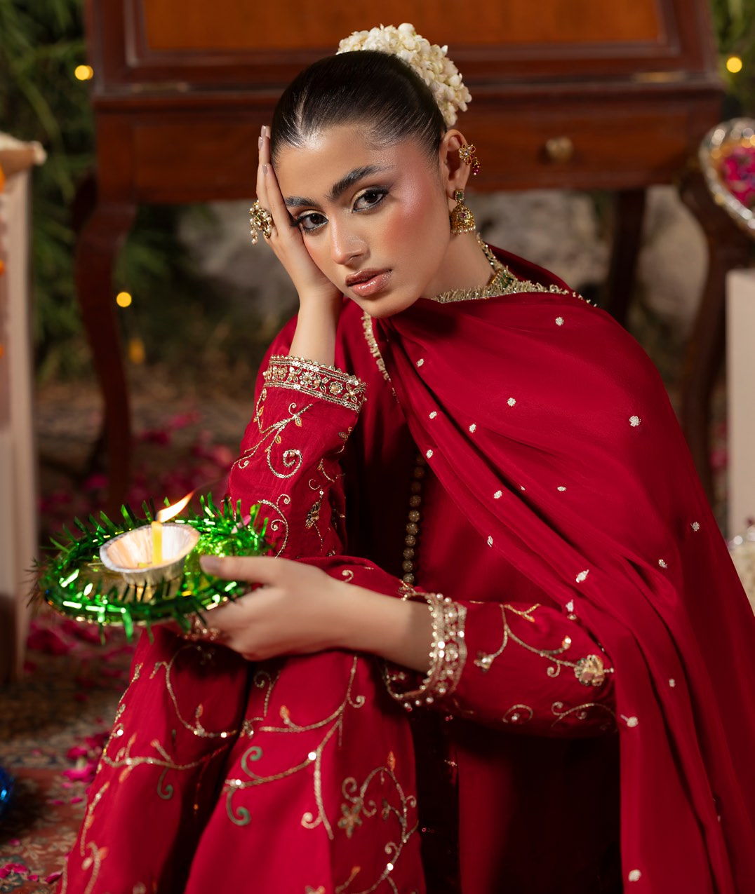 Chamkeli article 2645/B in Deep Red; catalog image 3.