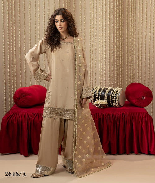Chamkeli article 2646/A in Warm Taupe / Champagne; catalog image 1.
