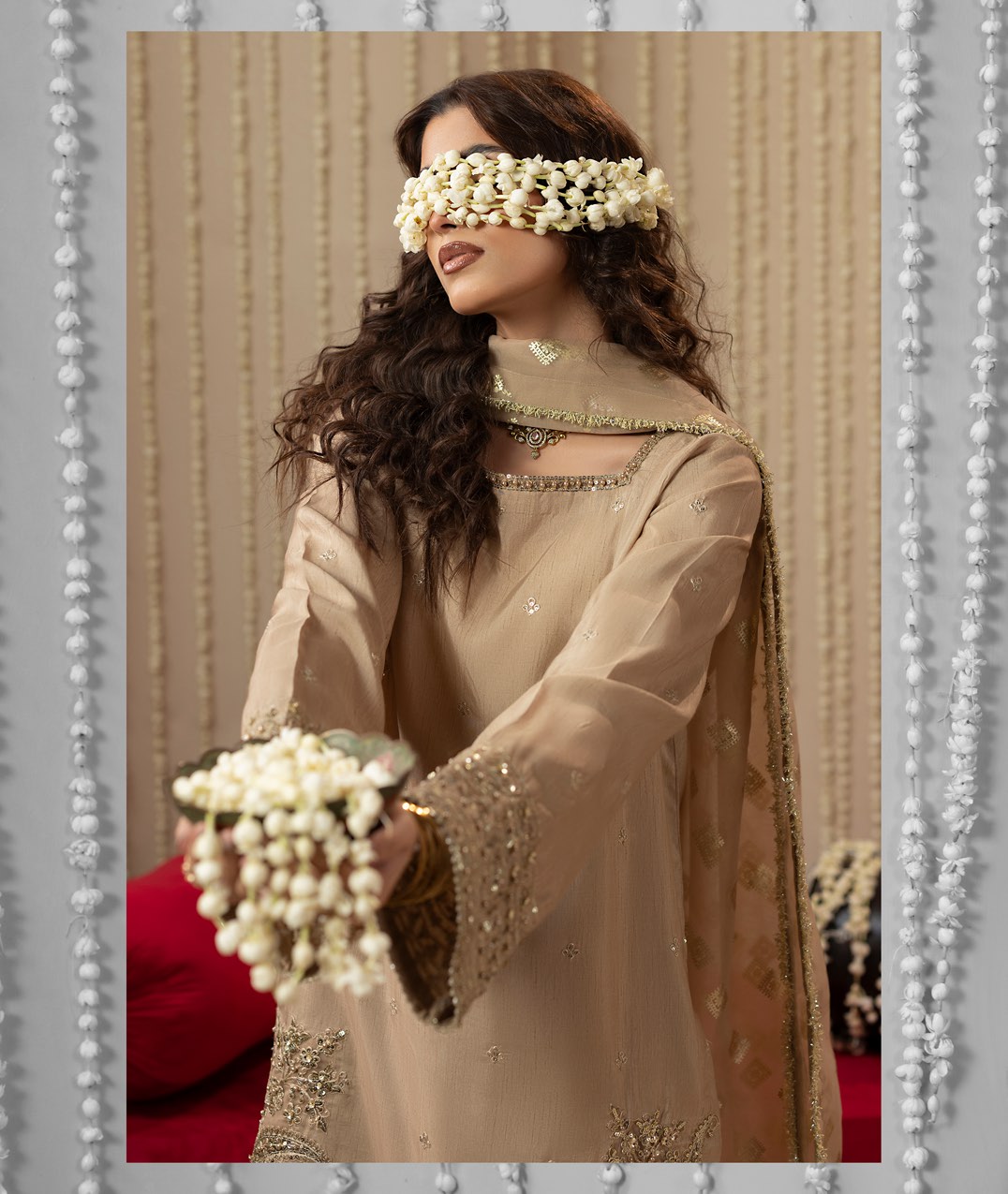 Chamkeli article 2646/A in Warm Taupe / Champagne; catalog image 2.