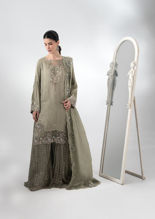 The Silk Edit article 2657/A in Sage Olive; full outfit.