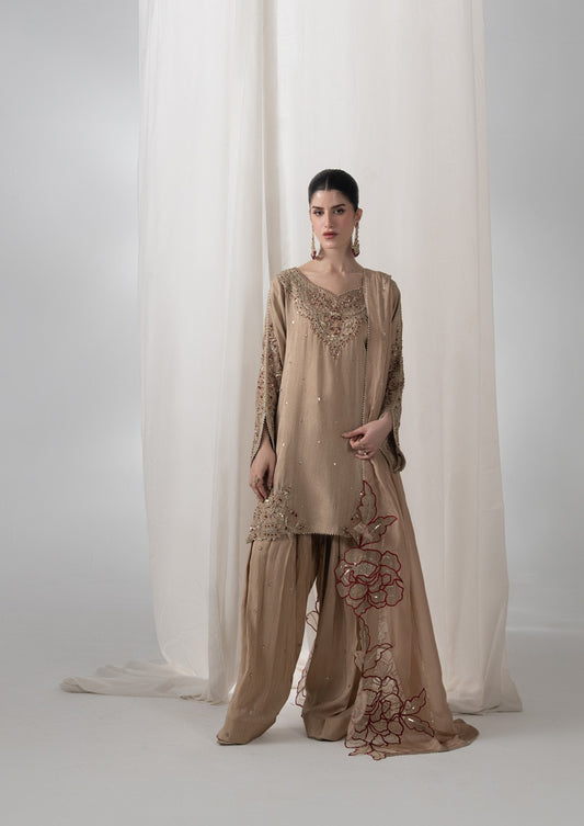 The Silk Edit article 2658/A in Sand Taupe; full outfit.