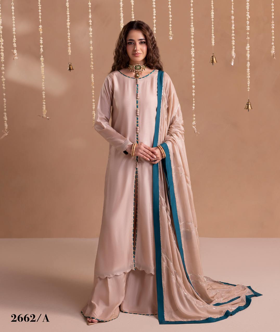 Gotta Kinari article 2662/A in Blush Beige / Teal; catalog image 1.