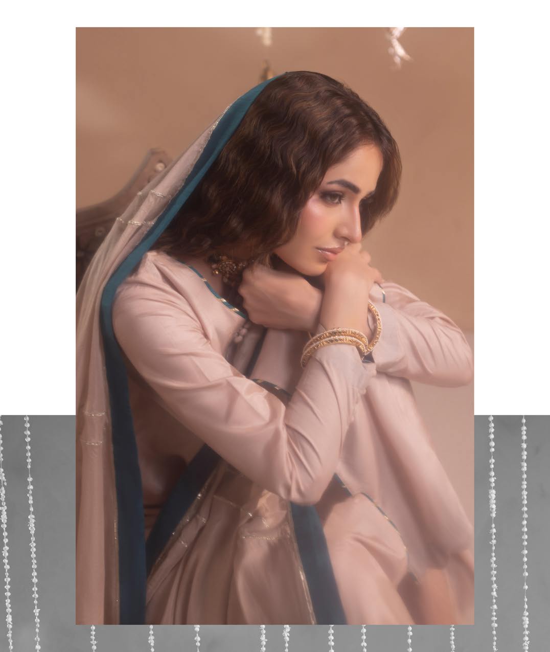 Gotta Kinari article 2662/A in Blush Beige / Teal; catalog image 2.