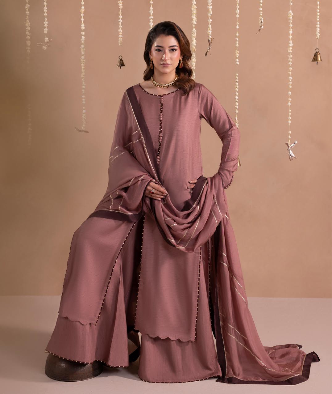 Gotta Kinari article 2662/B in Dusty Mauve; catalog image 3.