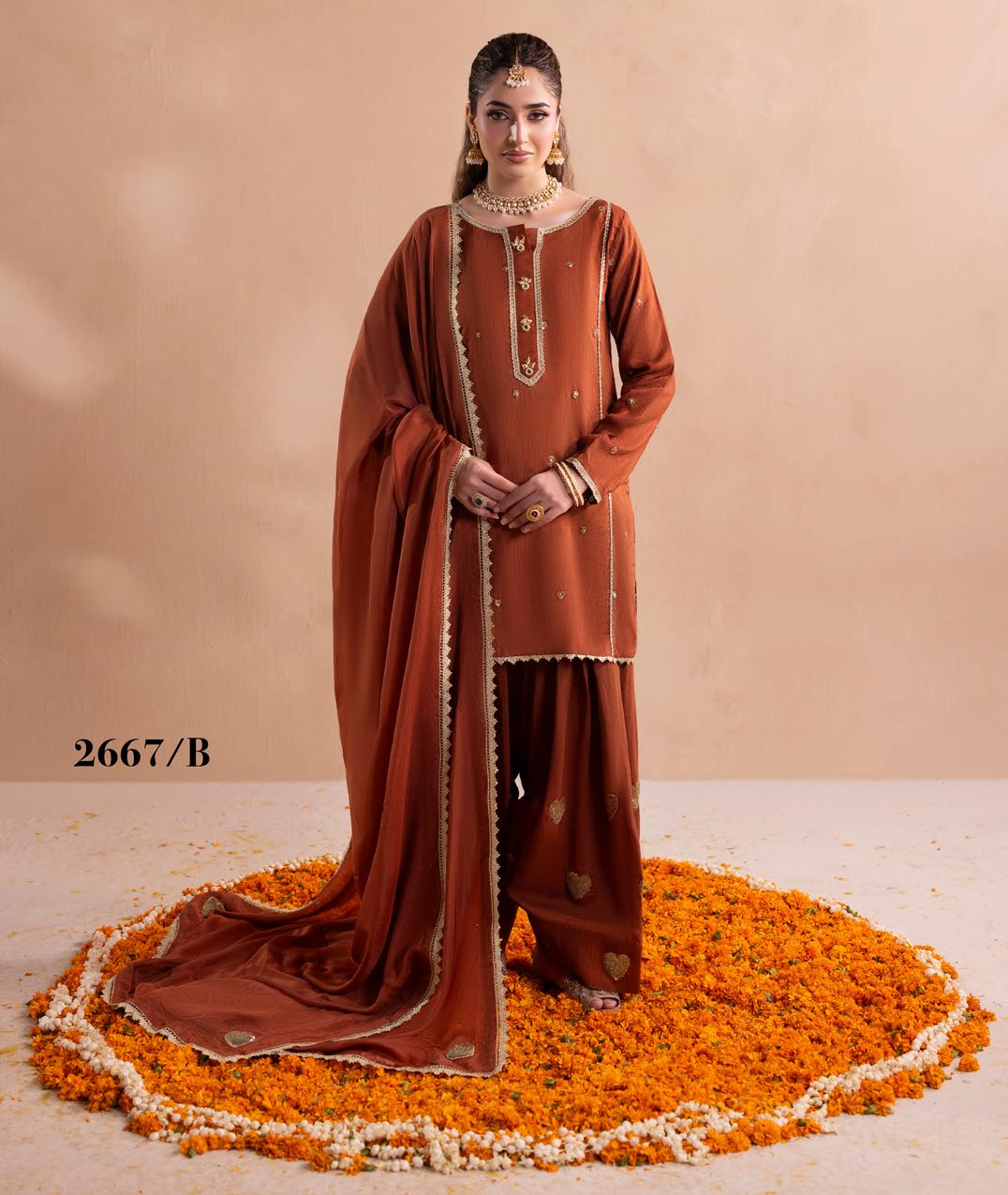 Gotta Kinari article 2667/B in Burnt Rust; catalog image 1.