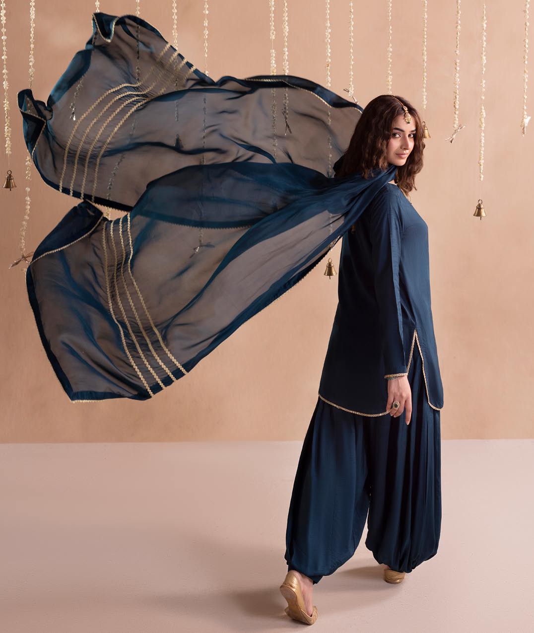 Gotta Kinari article 2668/A in Deep Teal / Petrol; catalog image 3.